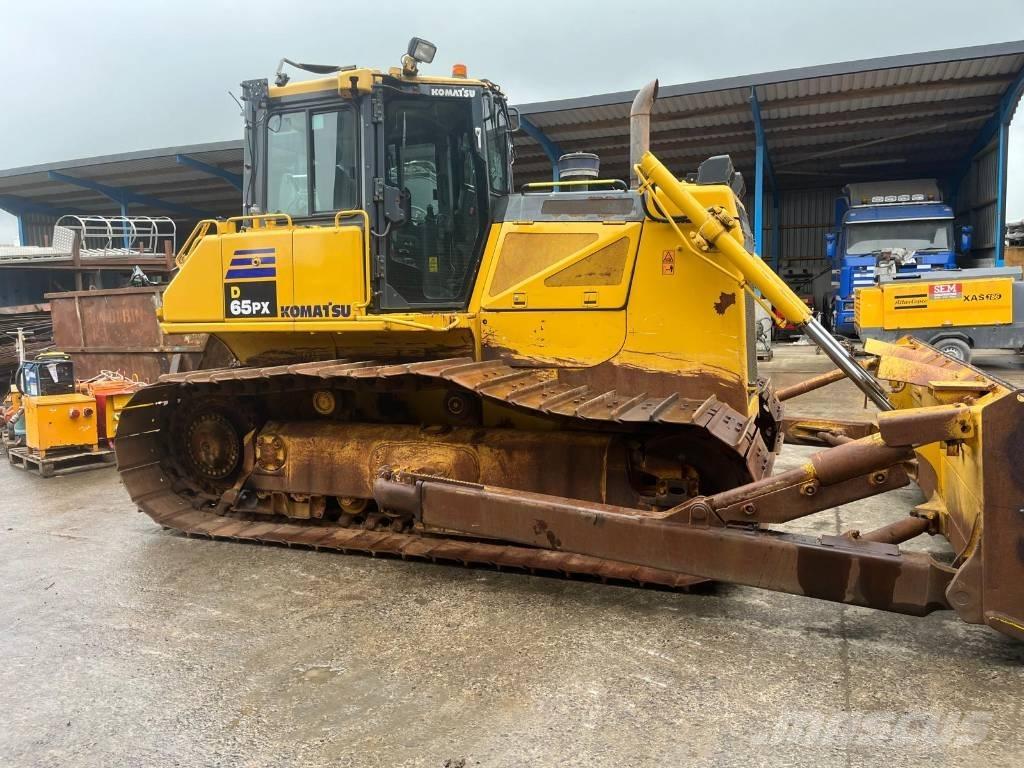 Komatsu 65 PX-17 Bandschaktare