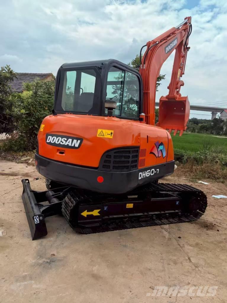 Doosan DH 60-7 Minigrävare < 7t