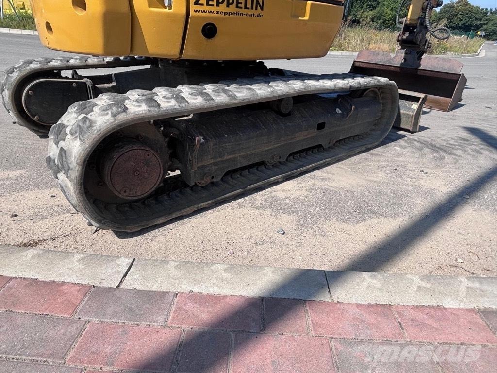 CAT 302.7D Minigrävare < 7t