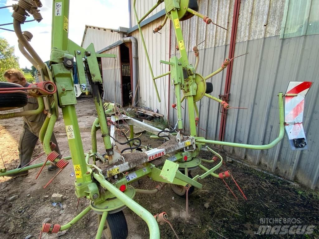 CLAAS VOLTO670 Vändare och luftare