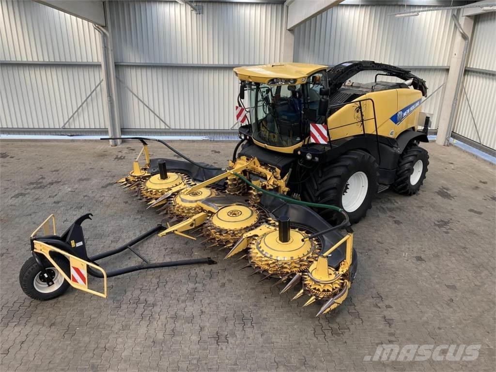 New Holland FR700 Självgående fälthackar