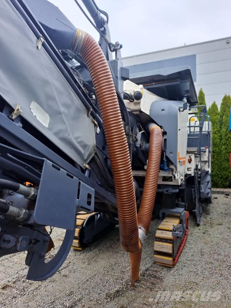Wirtgen W 200 i Asfaltskallfräsmaskiner