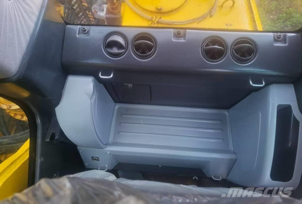 Komatsu PC 450-8 Bandgrävare