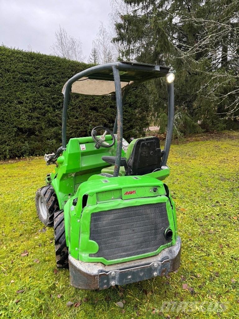 Avant 528 Kompaktlastare