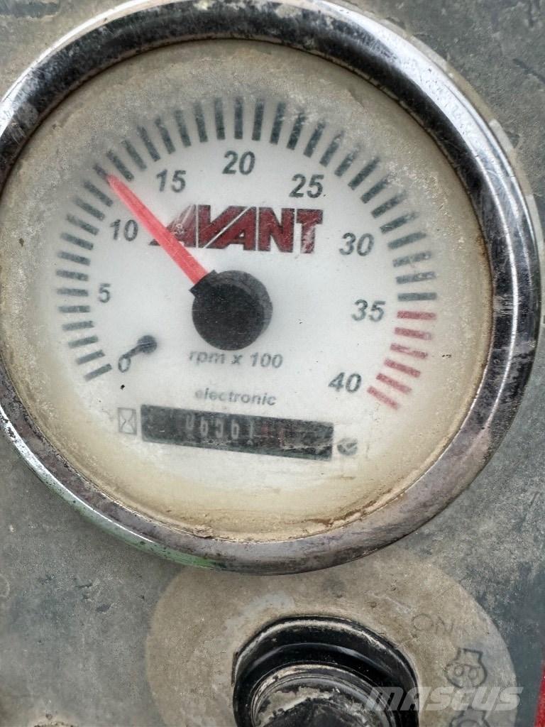 Avant 528 Kompaktlastare