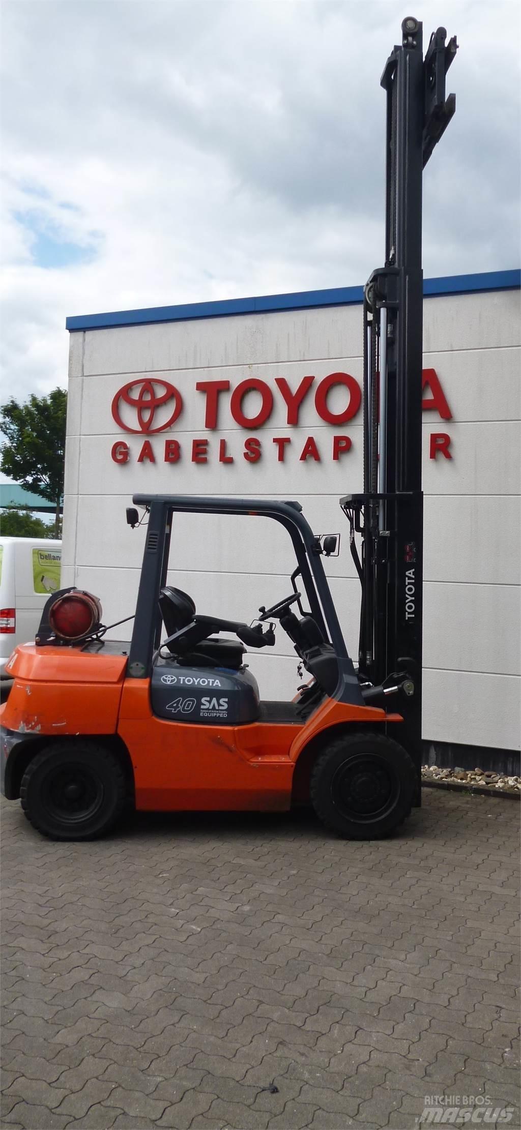Toyota 02-7FG35 Gasolmotviktstruckar