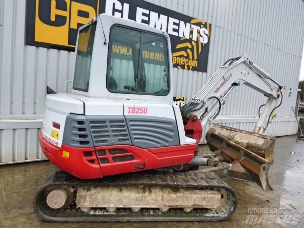 Takeuchi TB250 Minigrävare < 7t