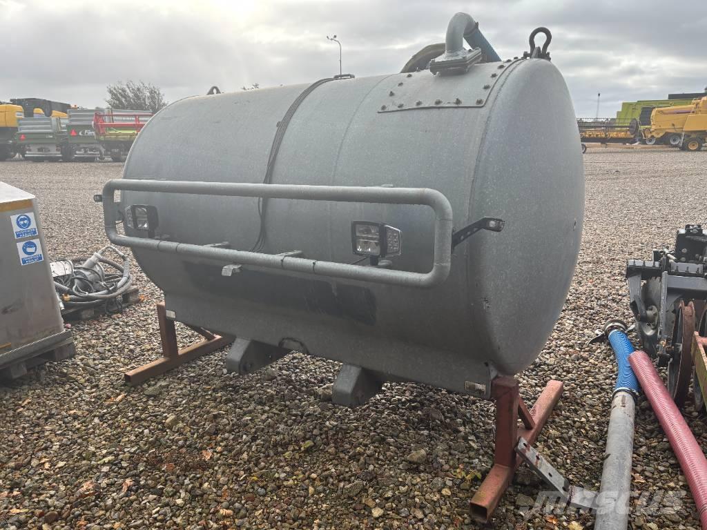 Harsø Fronttank Flytgödselspridare