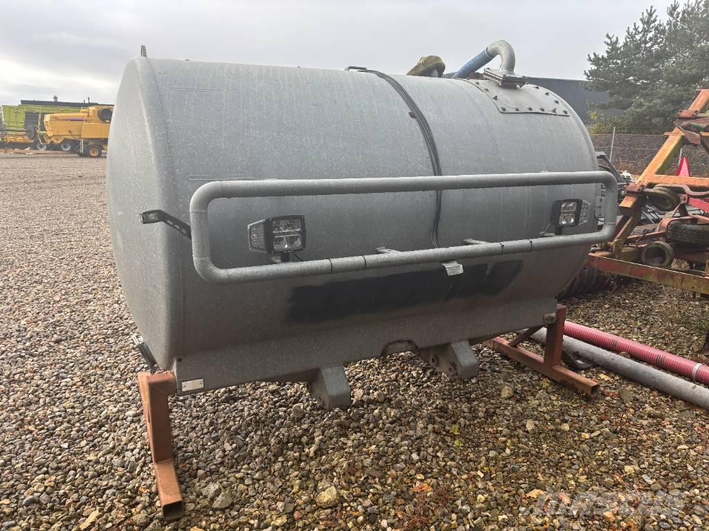 Harsø Fronttank Flytgödselspridare