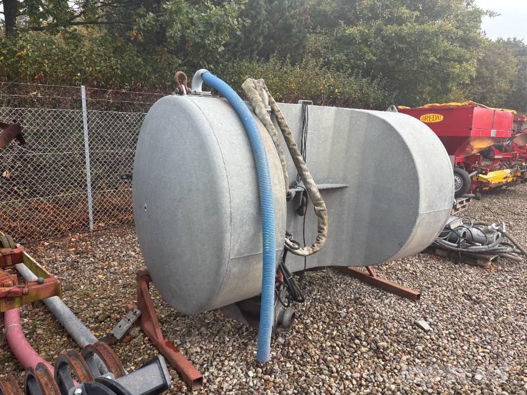 Harsø Fronttank Flytgödselspridare