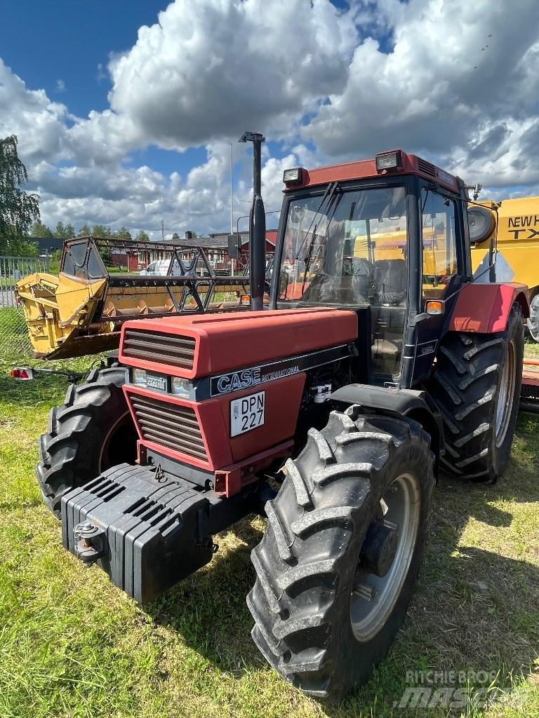 Case IH 1056 XL A Traktorer