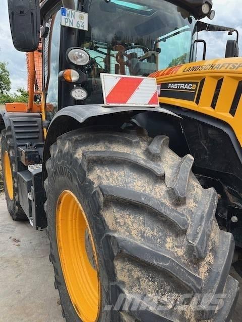 JCB Fastrac 4220 Traktorer