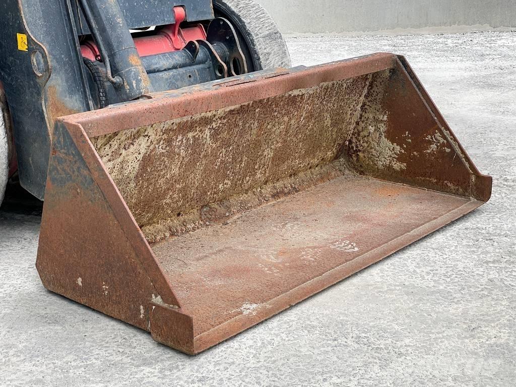 JCB R260 Kompaktlastare