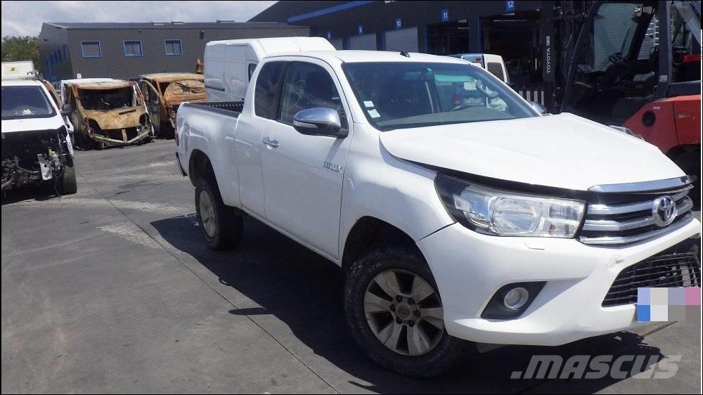Toyota Hilux 4 Flakbilar/Pickuper