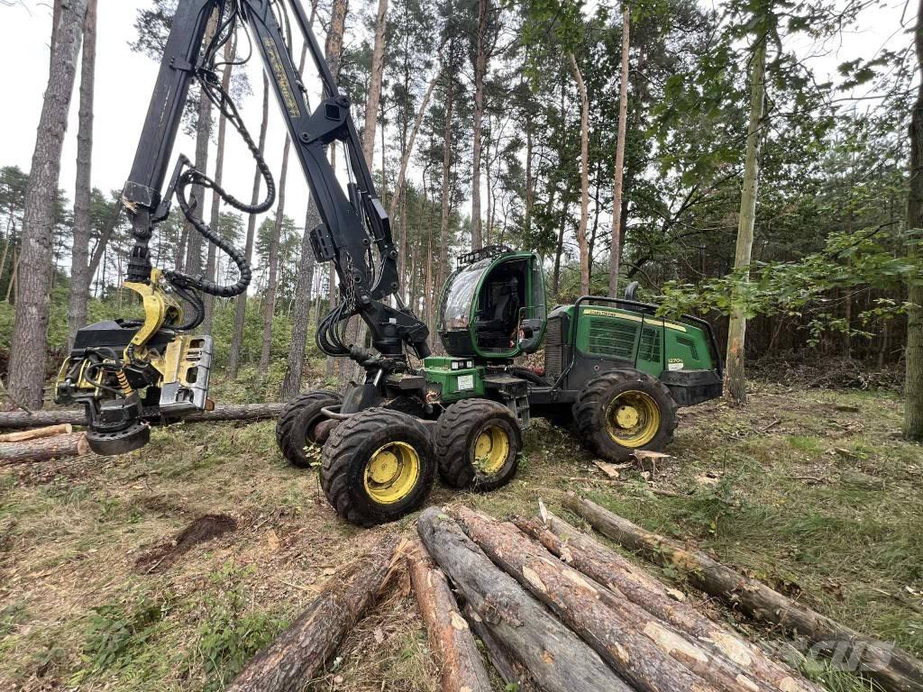 John Deere 1270 G Skördare