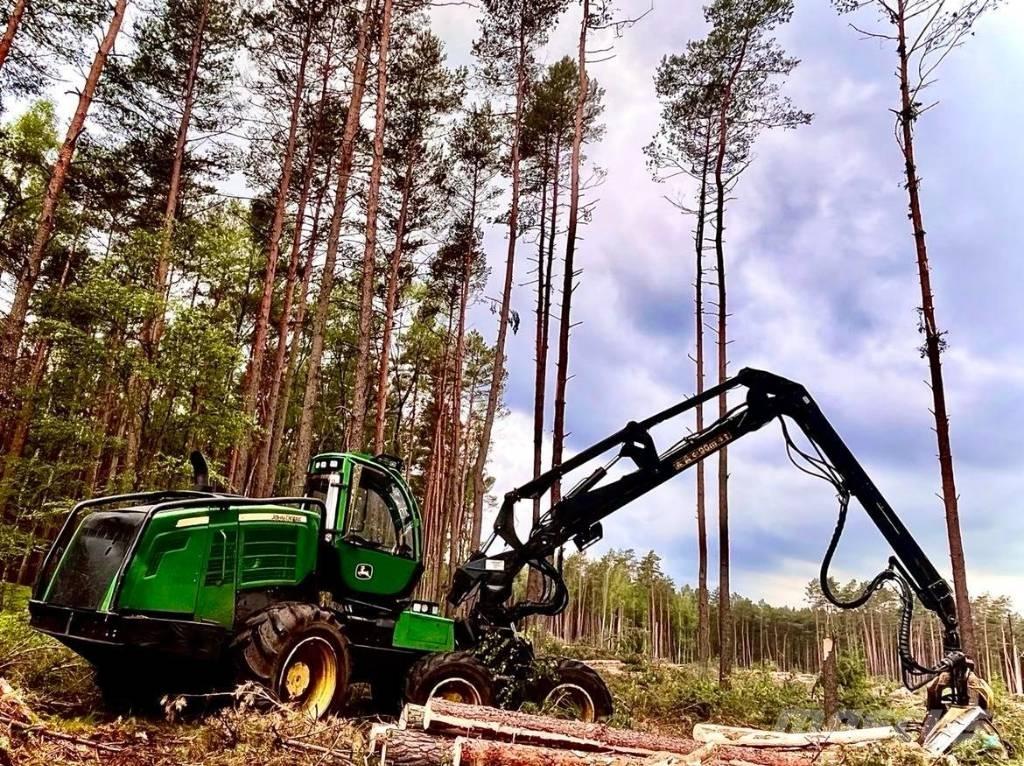 John Deere 1270 G Skördare