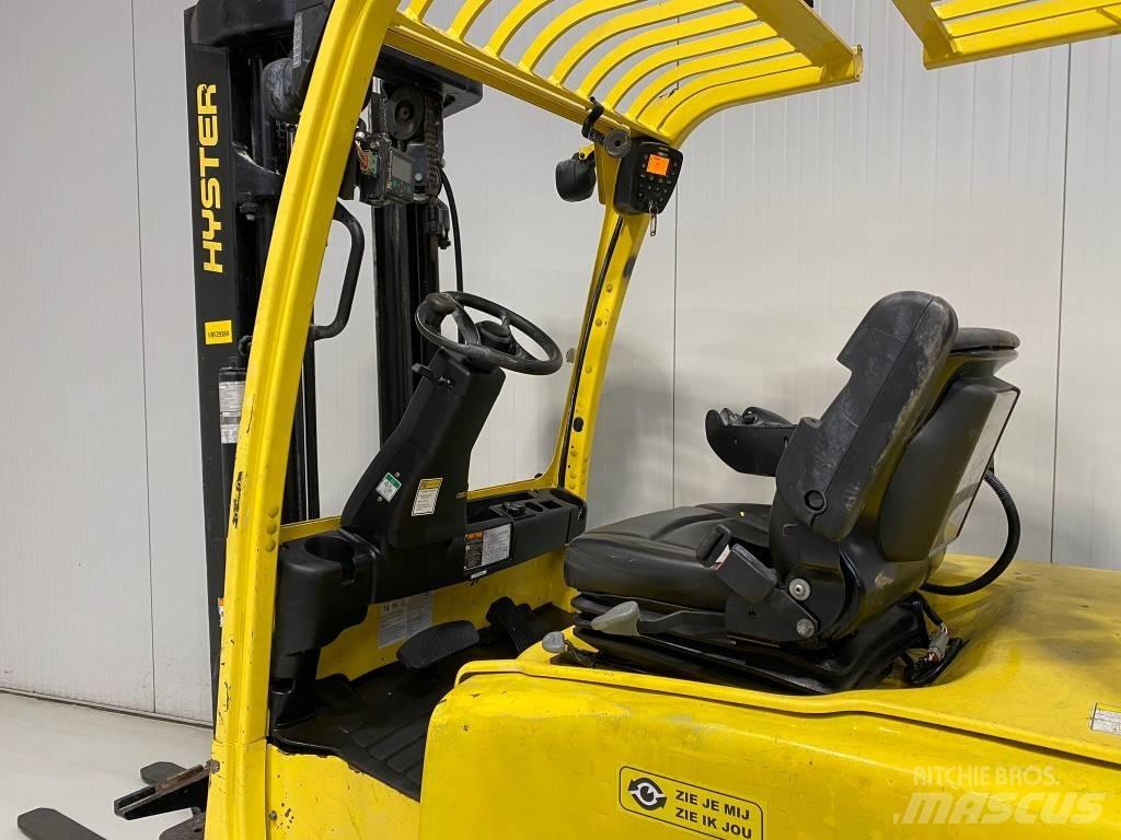 Hyster J3.0XN Elmotviktstruckar