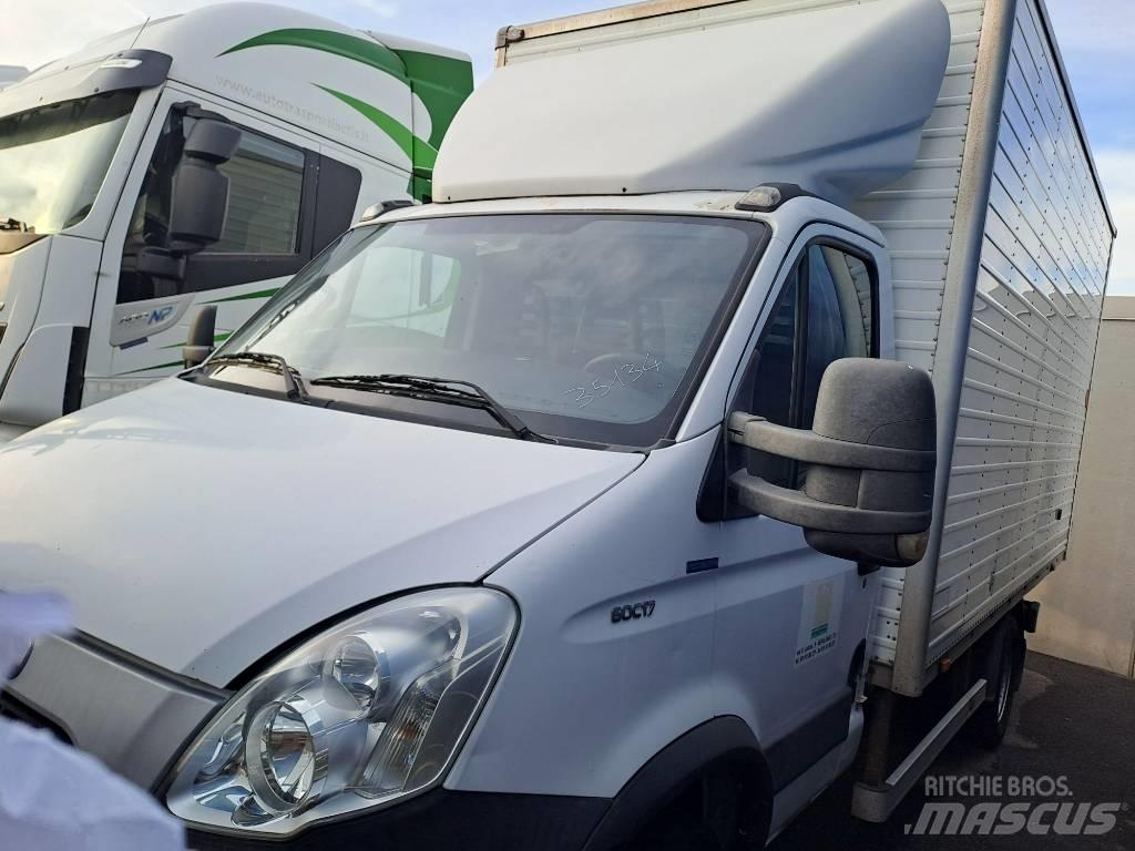 Iveco DAILY 60C17 Skåpbilar