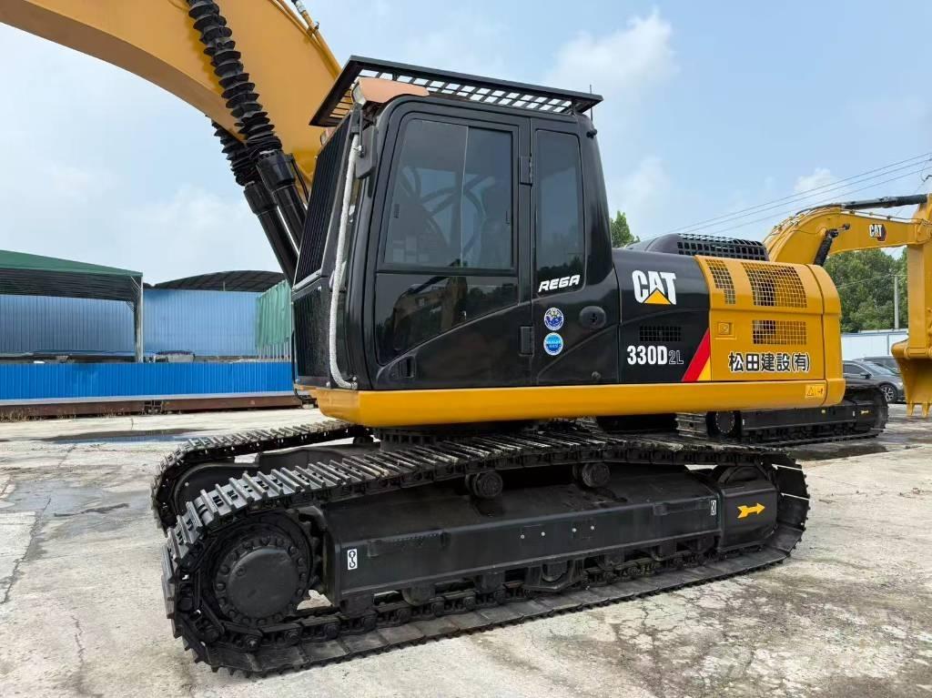 CAT 330 D Bandgrävare