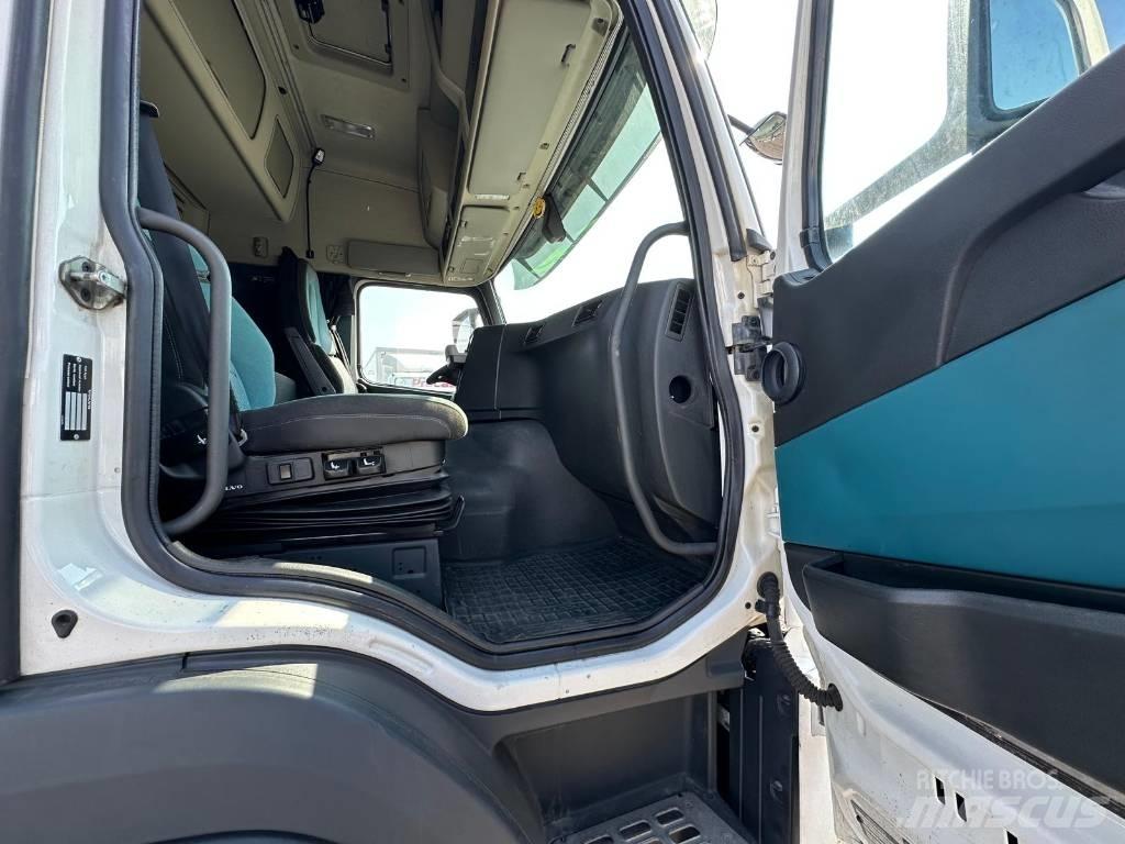 Volvo FM serie 3801 Skåpbilar