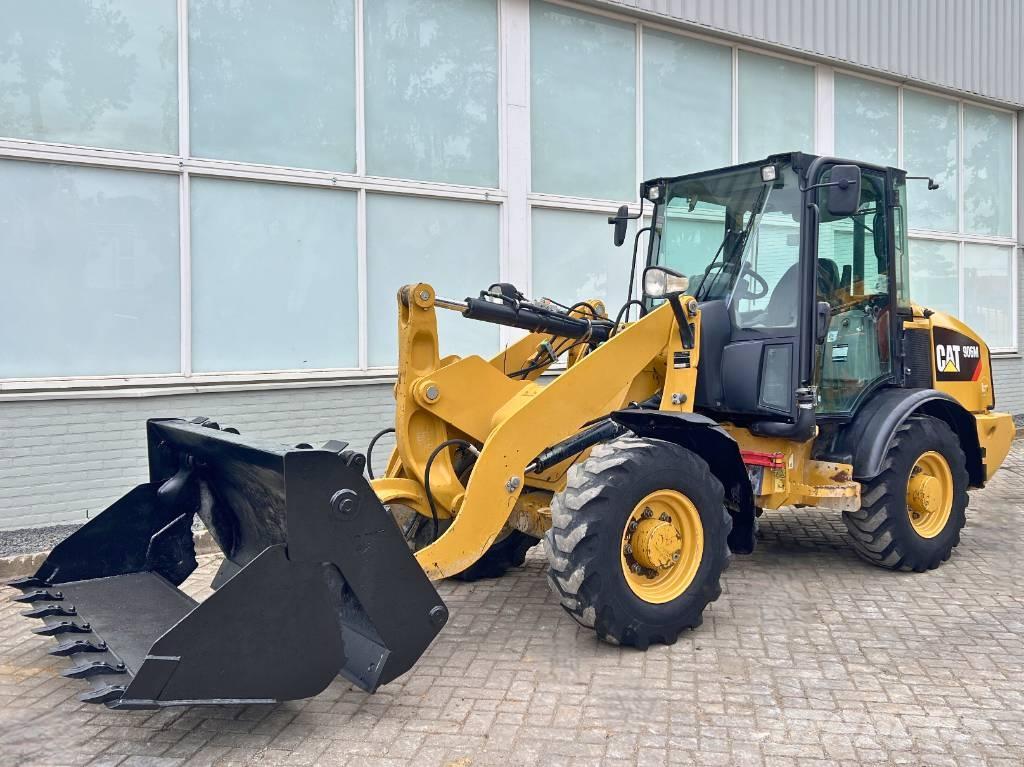 CAT 906 M     2016 Hjullastare