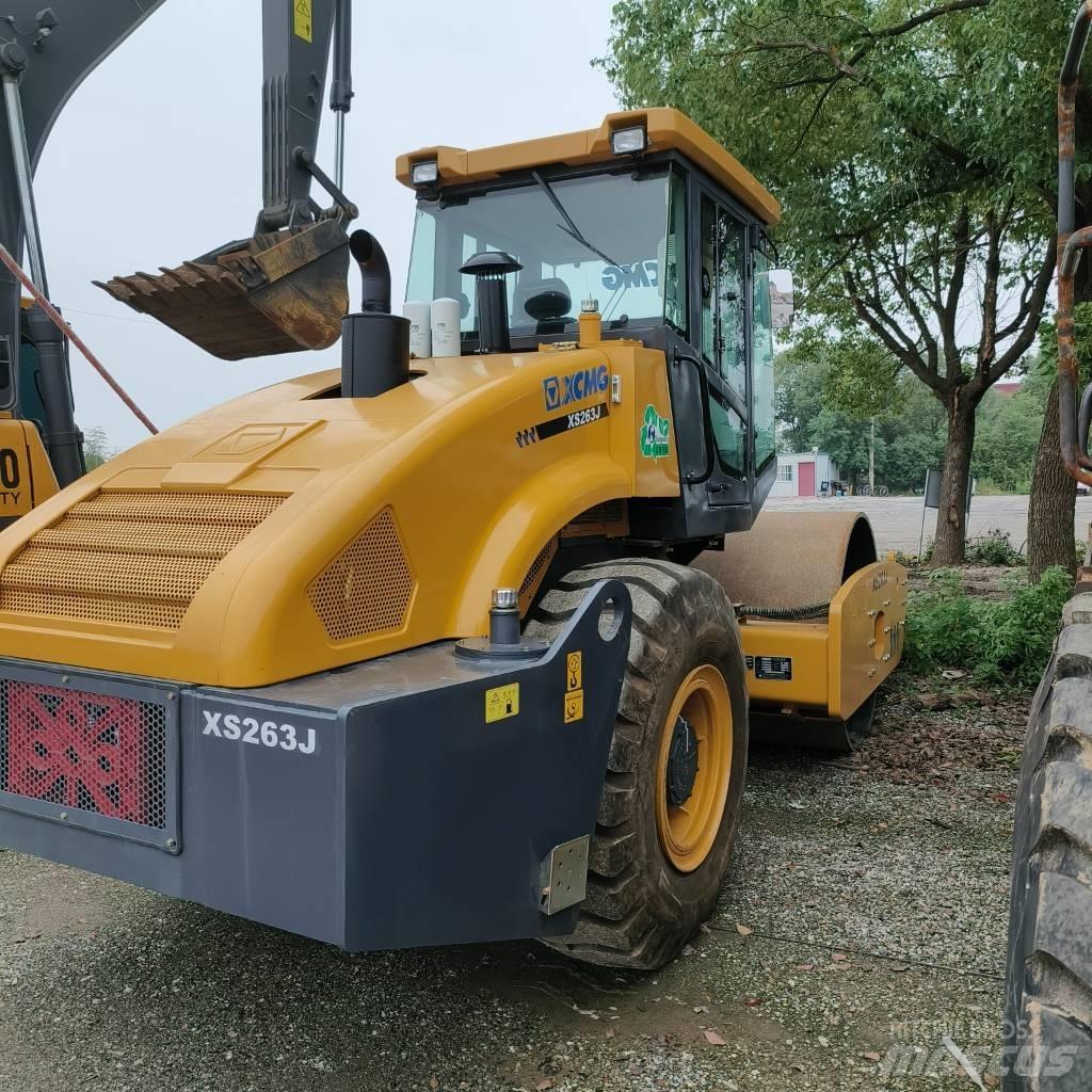 XCMG XS 263 J Envalsvältar