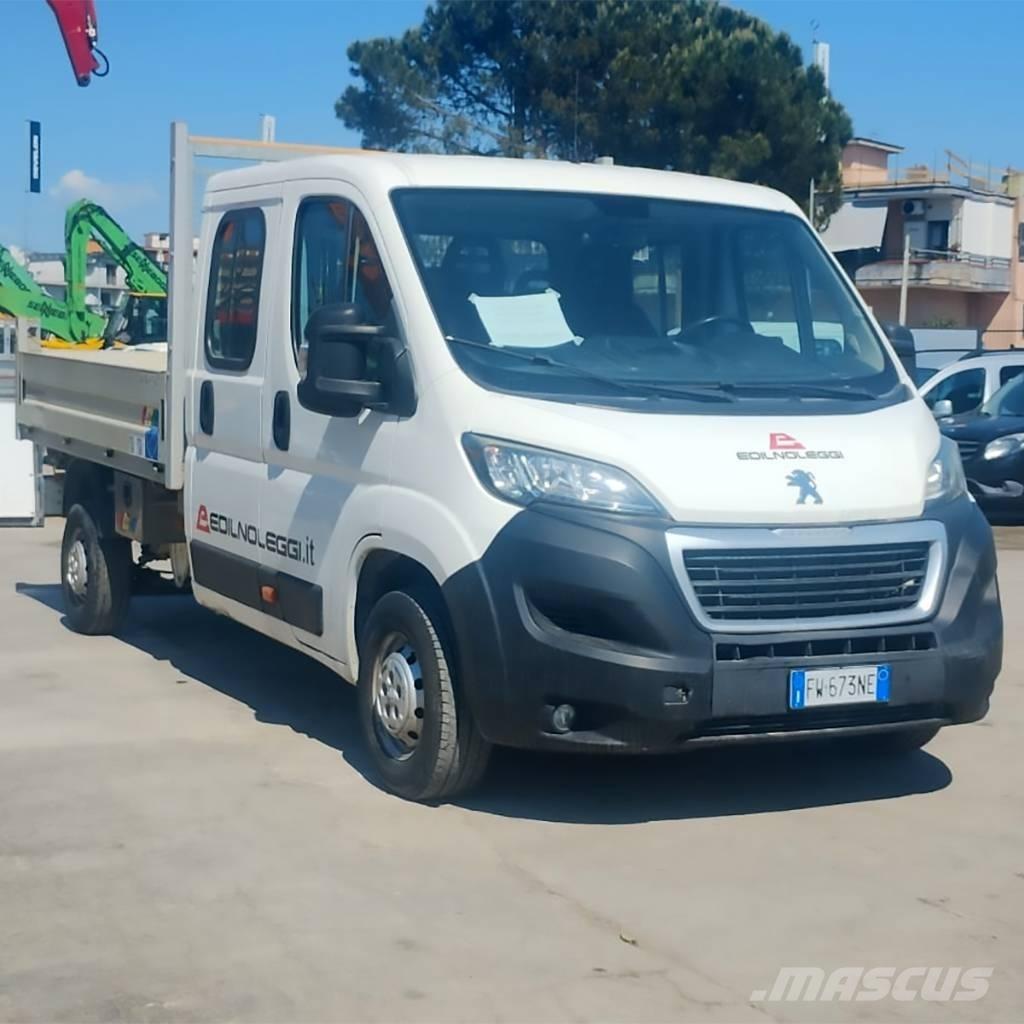 Peugeot Boxer Lätta lastbilar