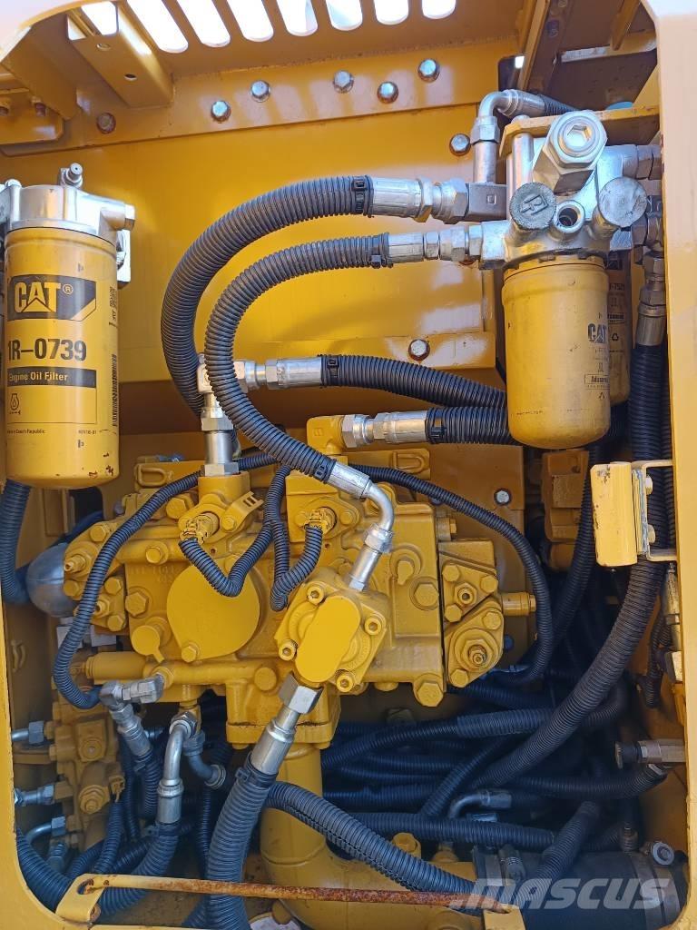 CAT 312 D Bandgrävare