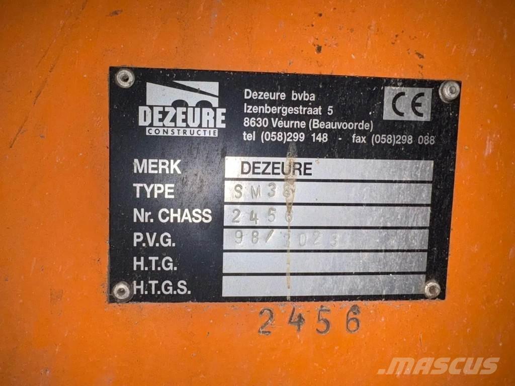 Dezeure SM38 Självgående fälthackar
