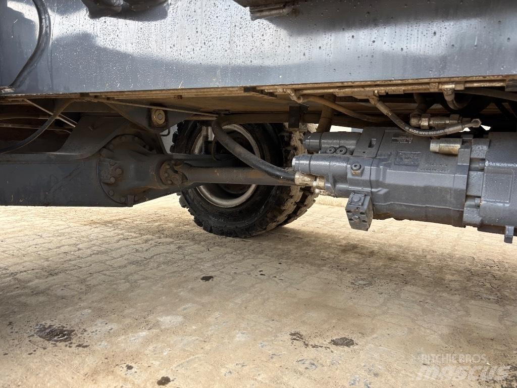 Fuchs MHL 350 F Avfalls / industri hantering