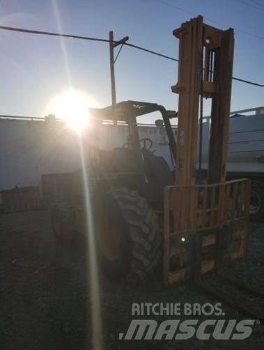 CASE 586H Terrängtruck