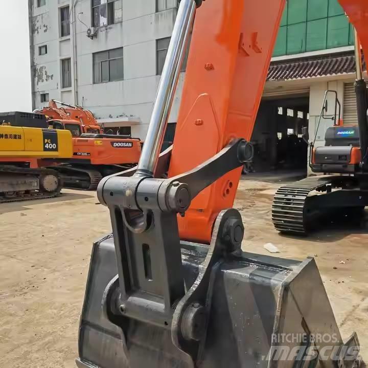 Doosan DX340LC-9C Bandgrävare