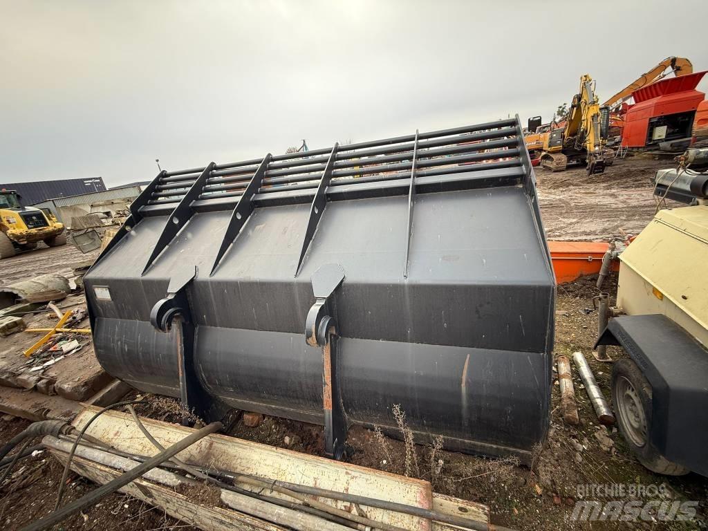 Doosan DL 420-7 Skopor