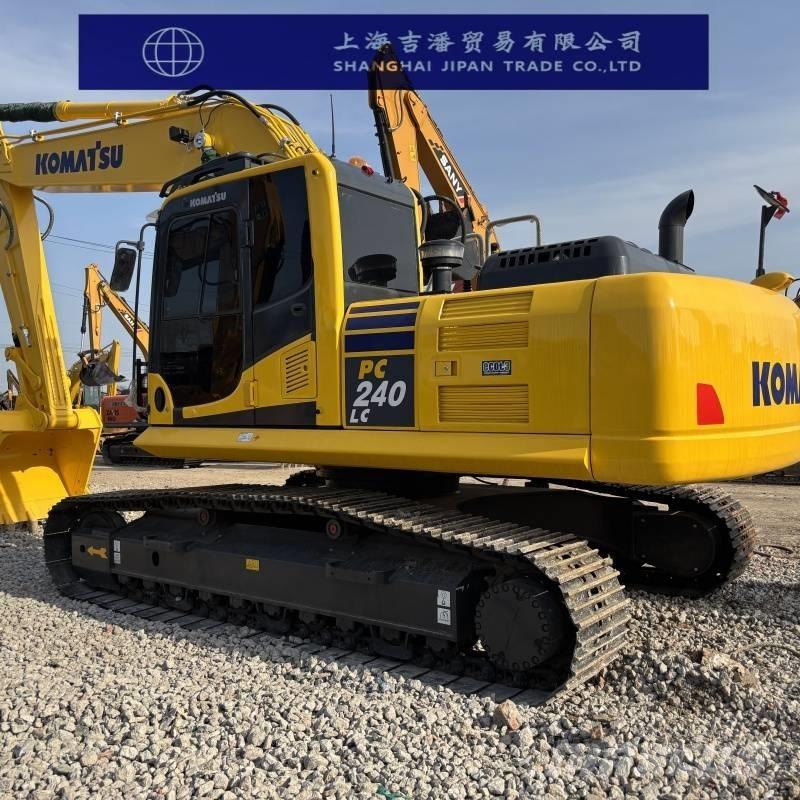 Komatsu PC 240 Bandgrävare