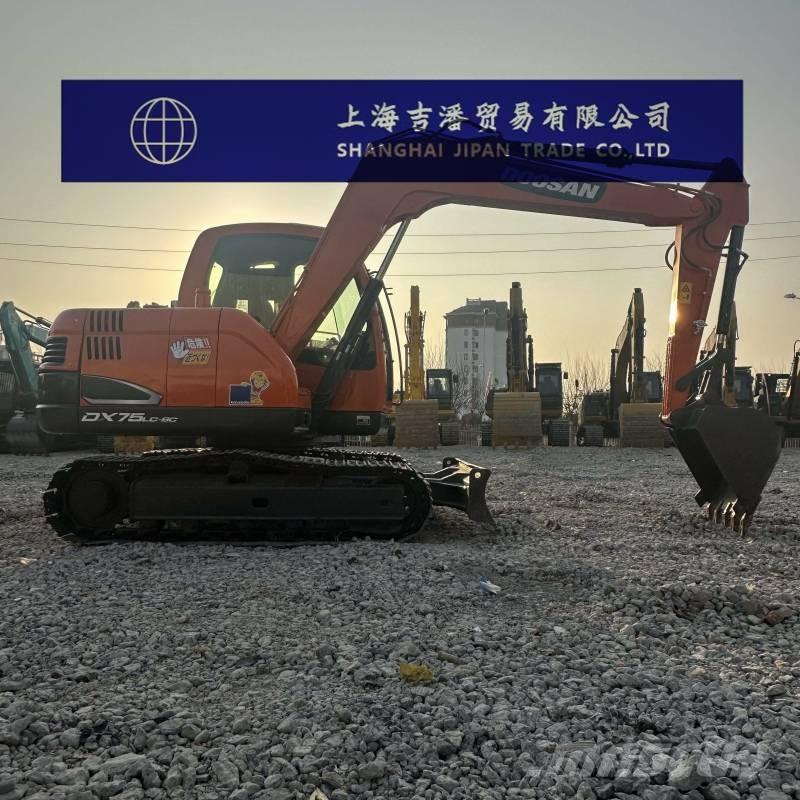 Doosan DX 75 Midigrävmaskiner 7t - 12t