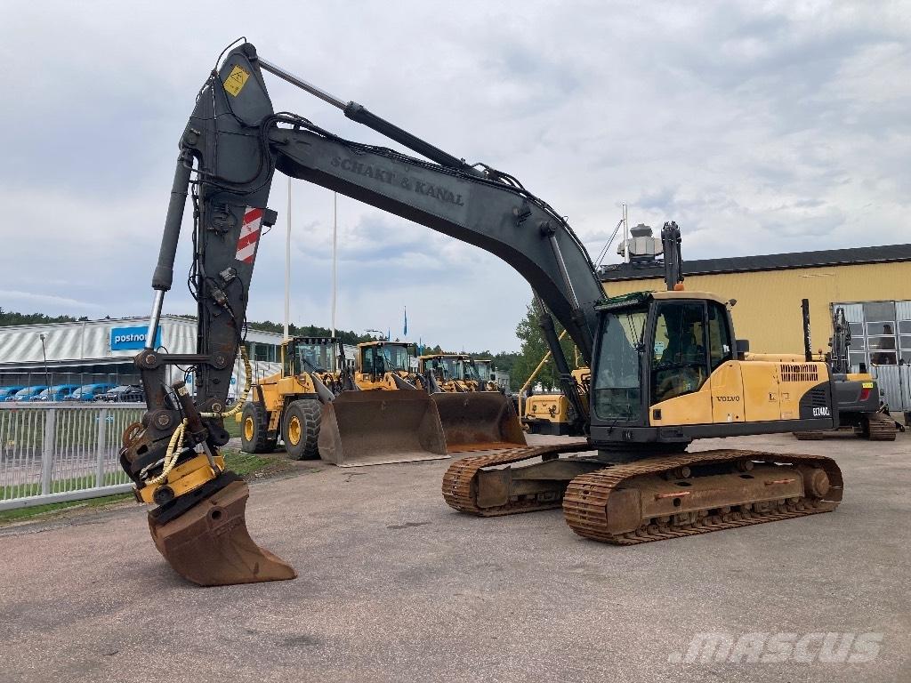 Volvo EC 240 C L Bandgrävare