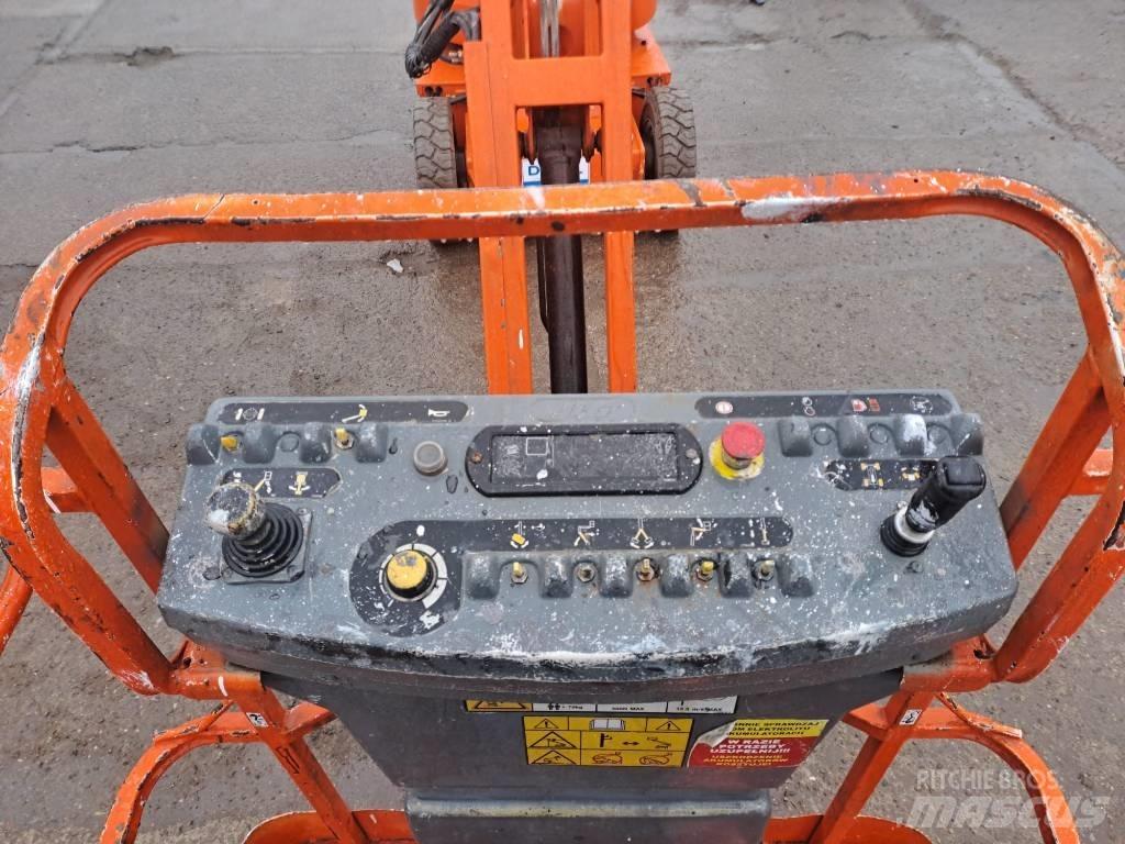 JLG E 300 AJP Bomliftar