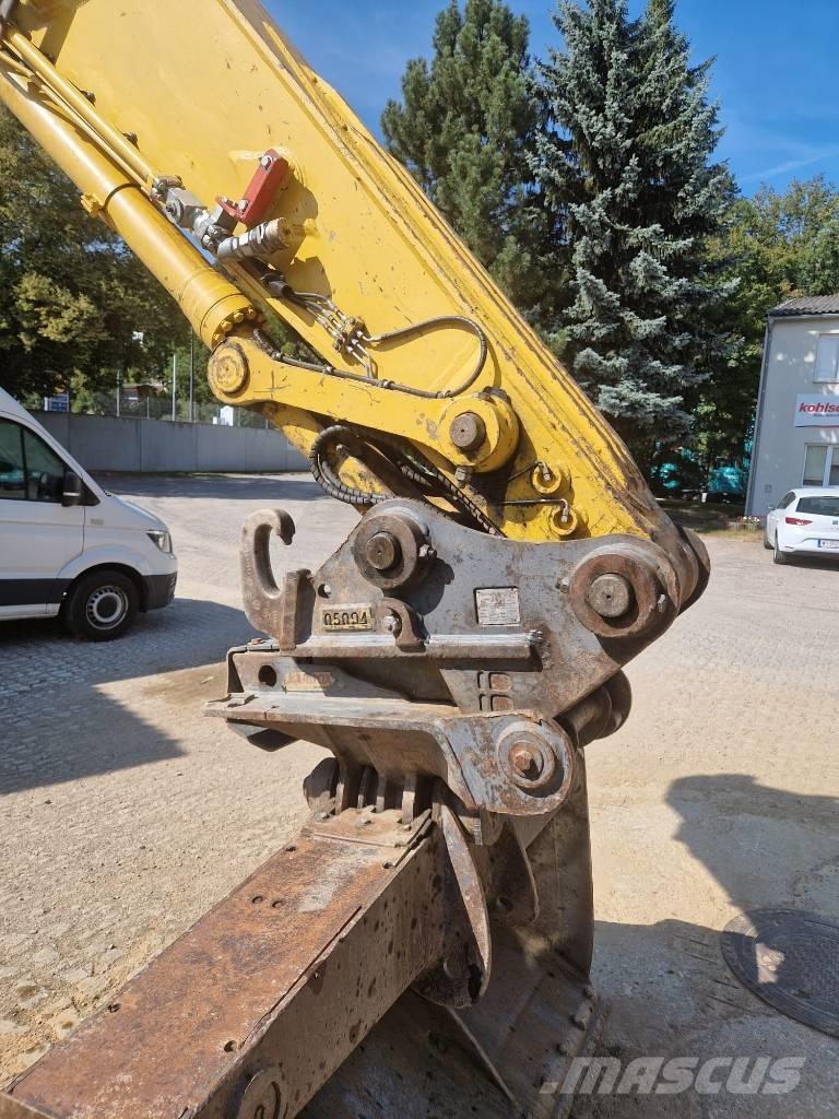 Komatsu PC 210 LC-11 Bandgrävare