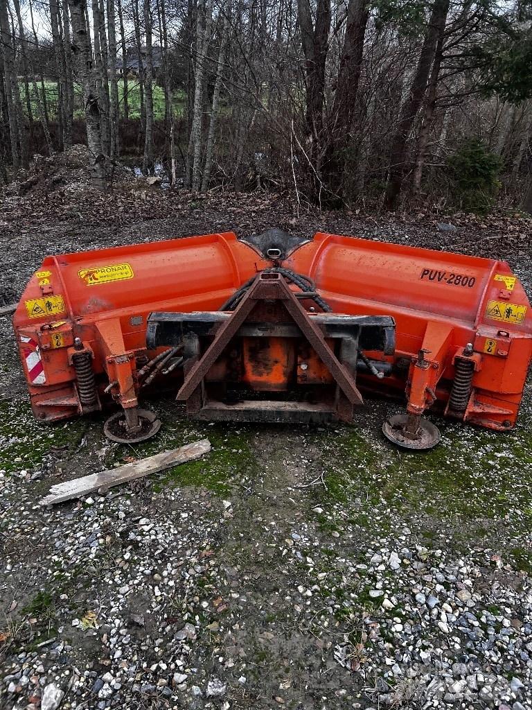 Pronar PUV 2800 Snöblad och plogar