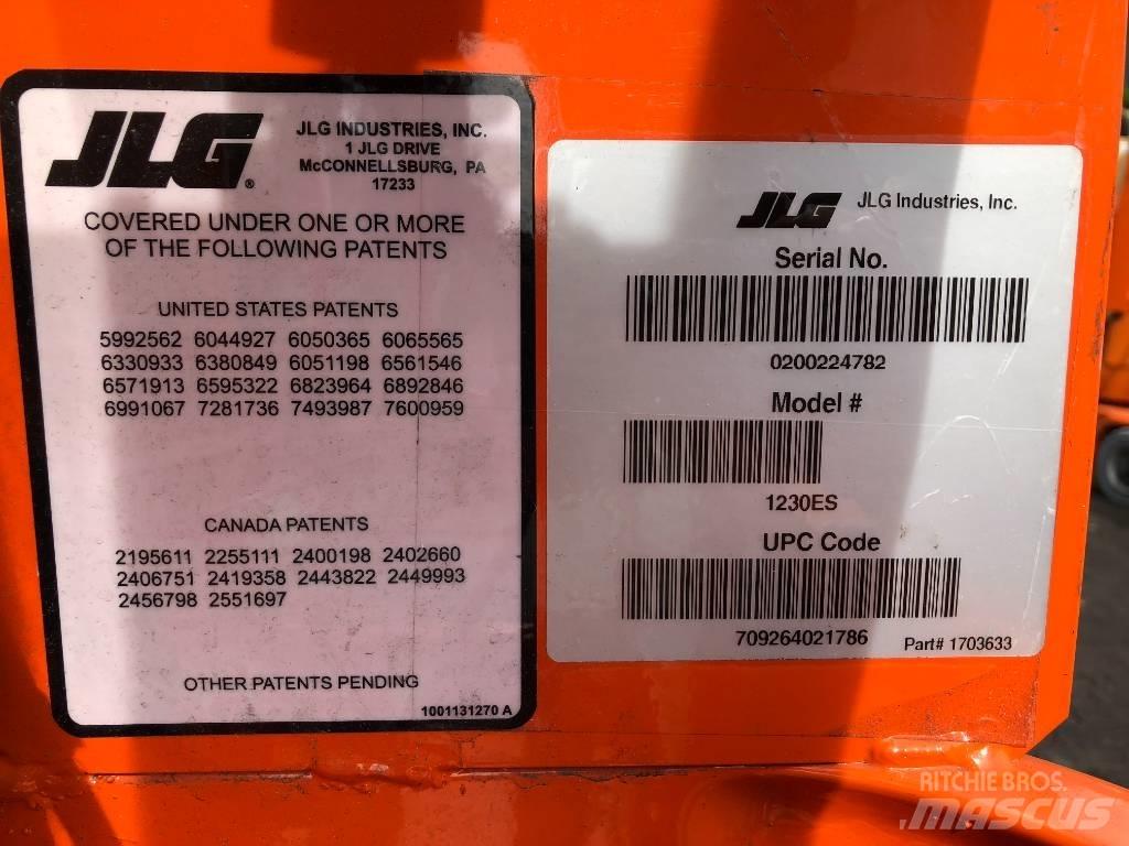 JLG 1230ES      V-3373 Personhissar och andra hissar