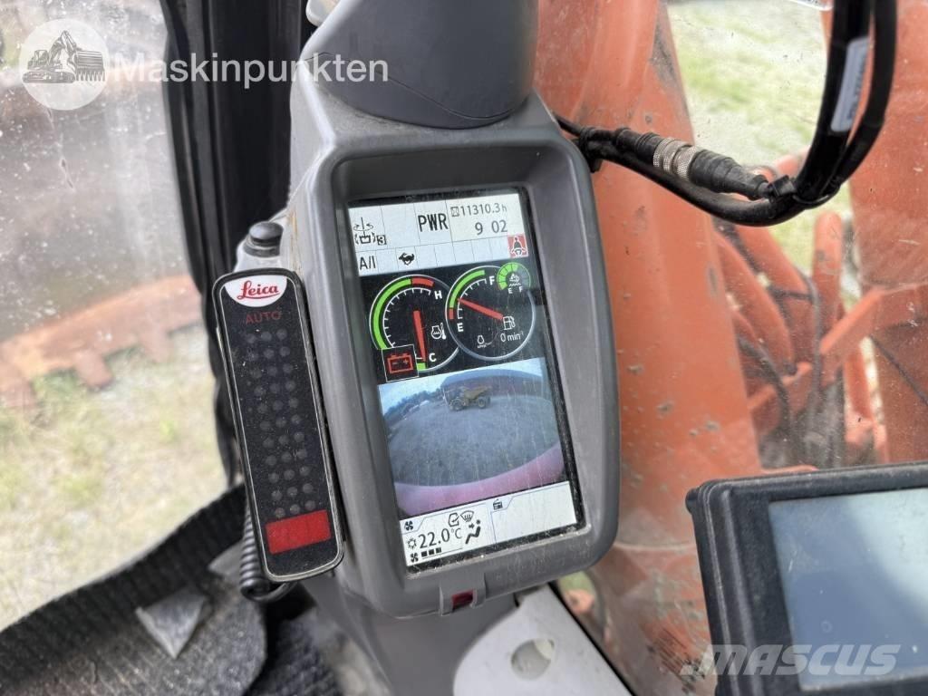 Hitachi ZX 300 LC-6 Bandgrävare