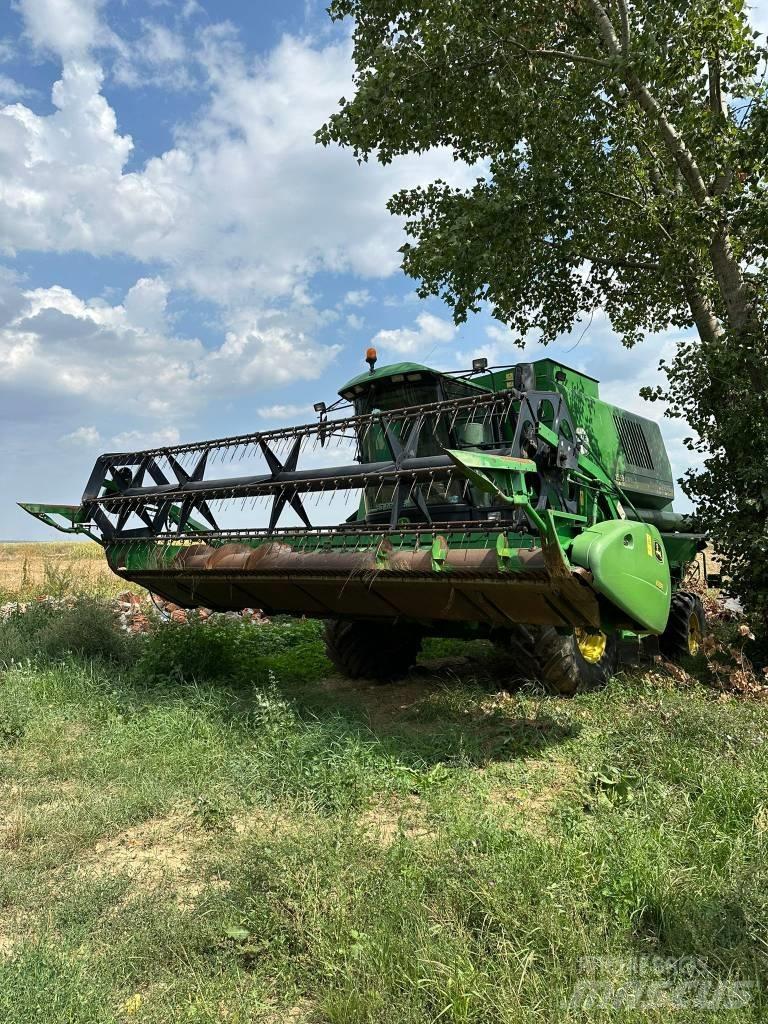 John Deere 1550 CWS Skördetröskor