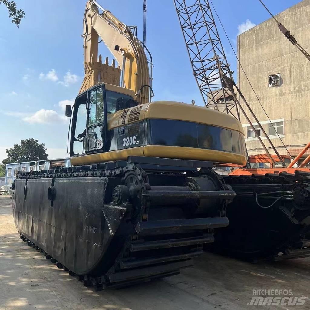 CAT 320 C Bandgrävare