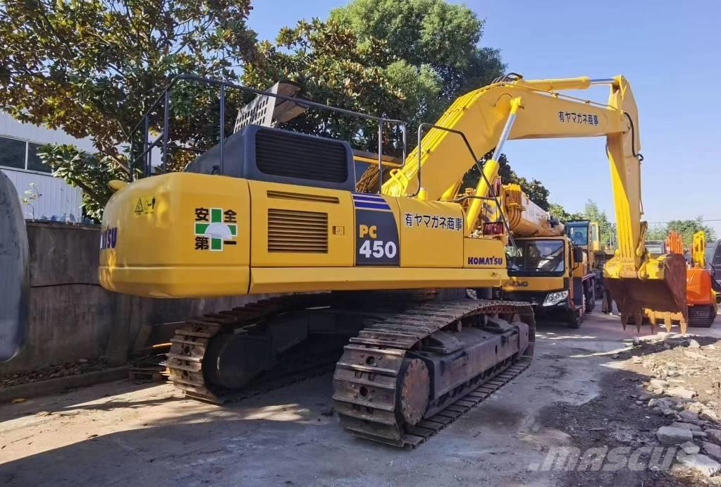 Komatsu PC 450-8 Bandgrävare
