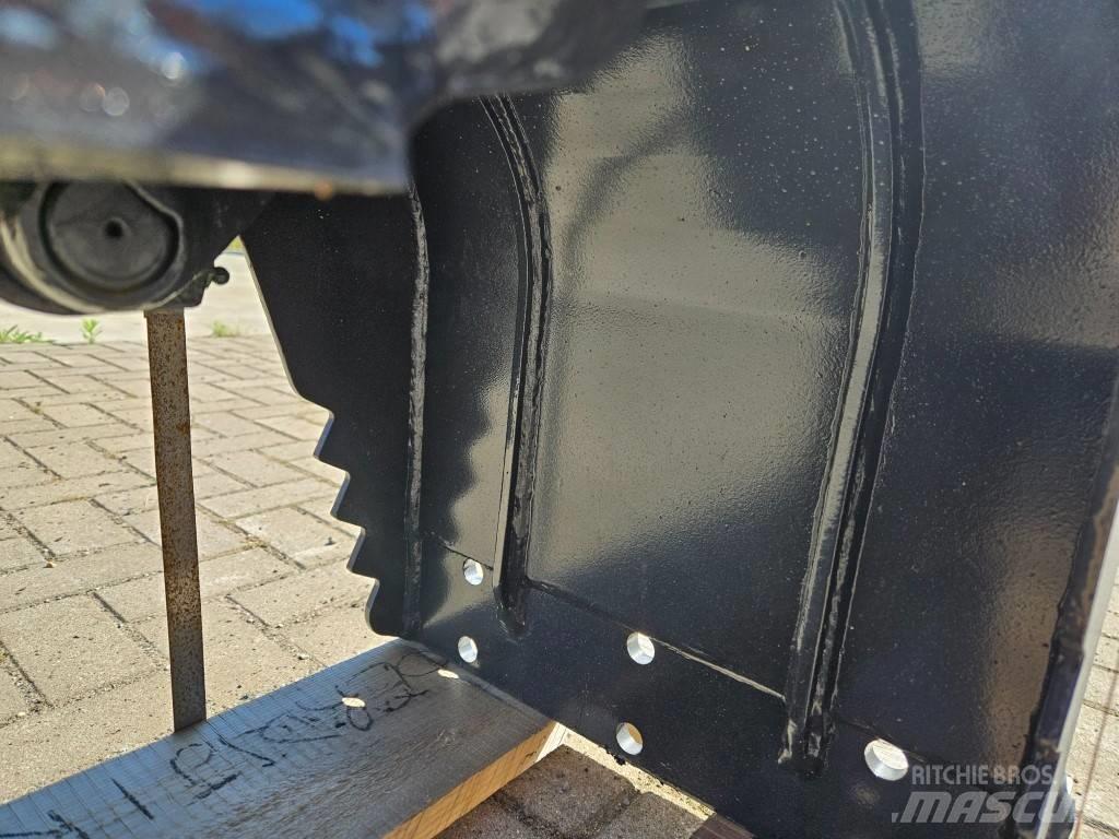 Mustang GRP150CH Gripar