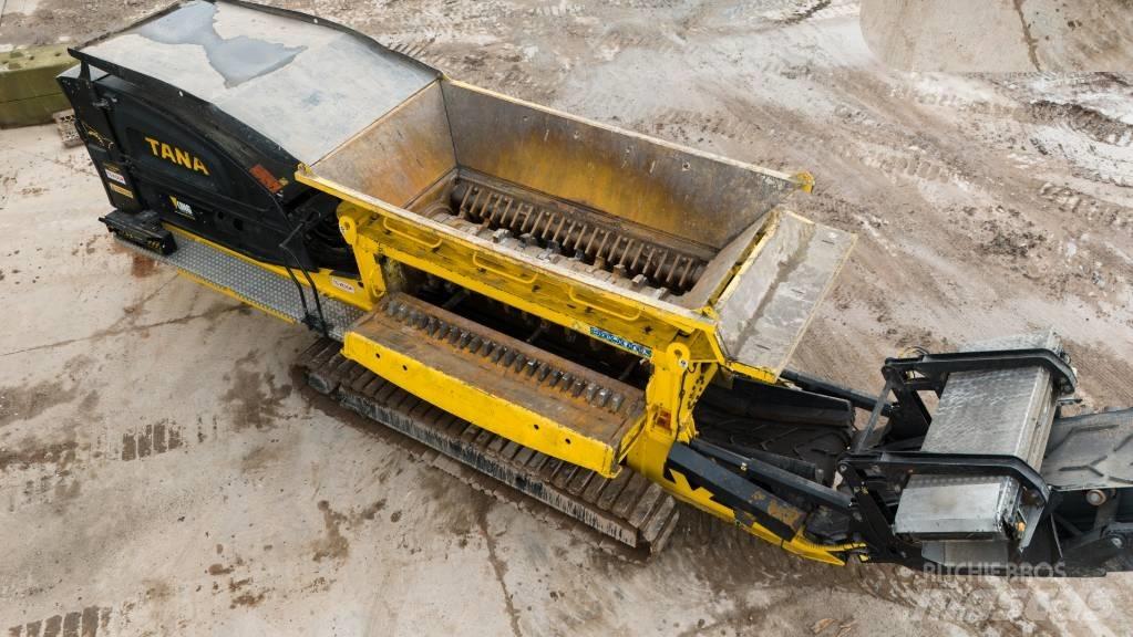 Tana Shark 440DT eco Motorer och växellådor