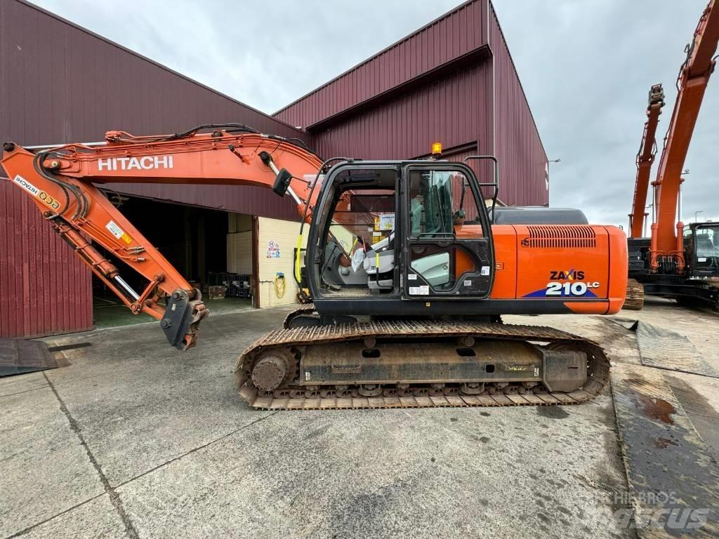 Hitachi ZX 210 LC-6 Bandgrävare