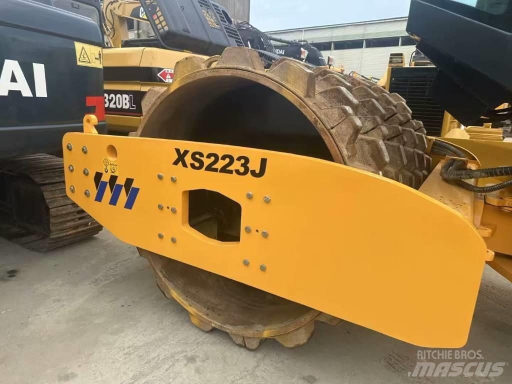 XCMG XS 223 J Envalsvältar