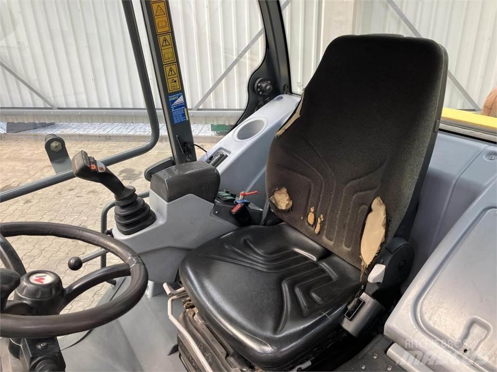 Kramer 680T Redskapsbärare för lantbruk