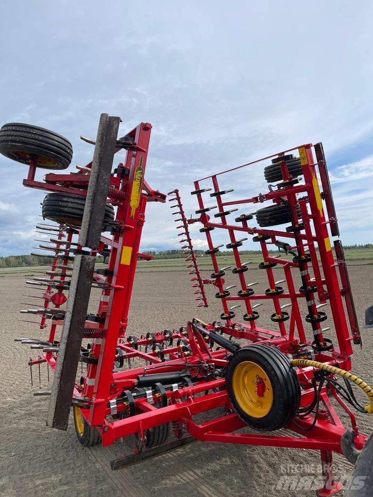 Väderstad NZA700 Harvar